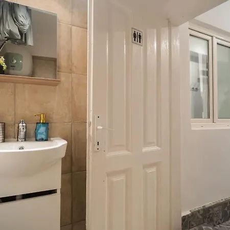 Hacienda Smardan - Old Town Studio Hideout Apartment Bukarest