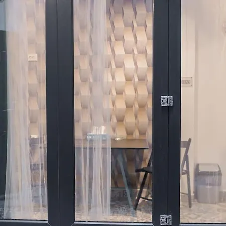 Hacienda Smardan - Old Town Studio Hideout