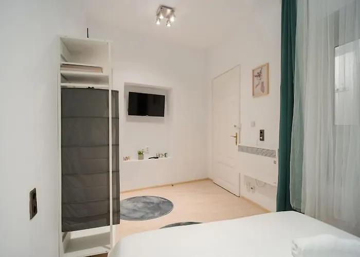 Hacienda Smardan - Old Town Studio Hideout Daire *