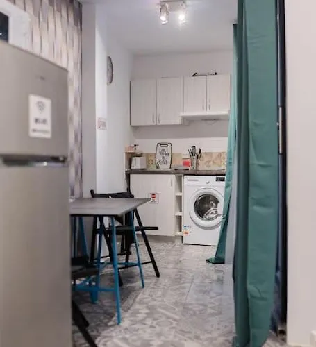 Hacienda Smardan - Old Town Studio Hideout * Bucareste