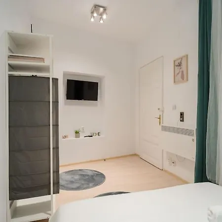 Hacienda Smardan - Old Town Studio Hideout Διαμέρισμα *